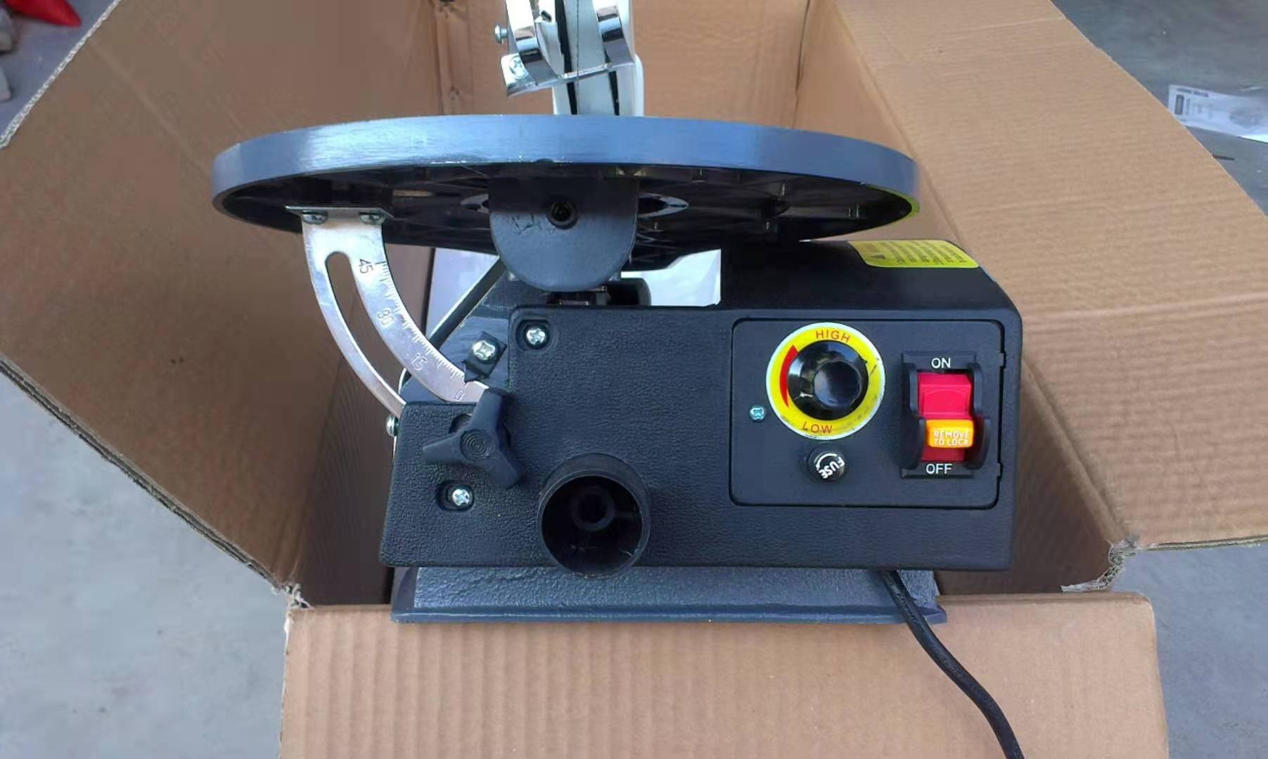 Machine industrielle de découp - Electric Reel avis et prix